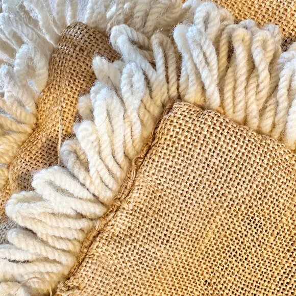 Handmade Portuguese Needlepoint Pillow Covers Set of 4 Wool Burlap Fringe 17x17 - Picture 13 of 13